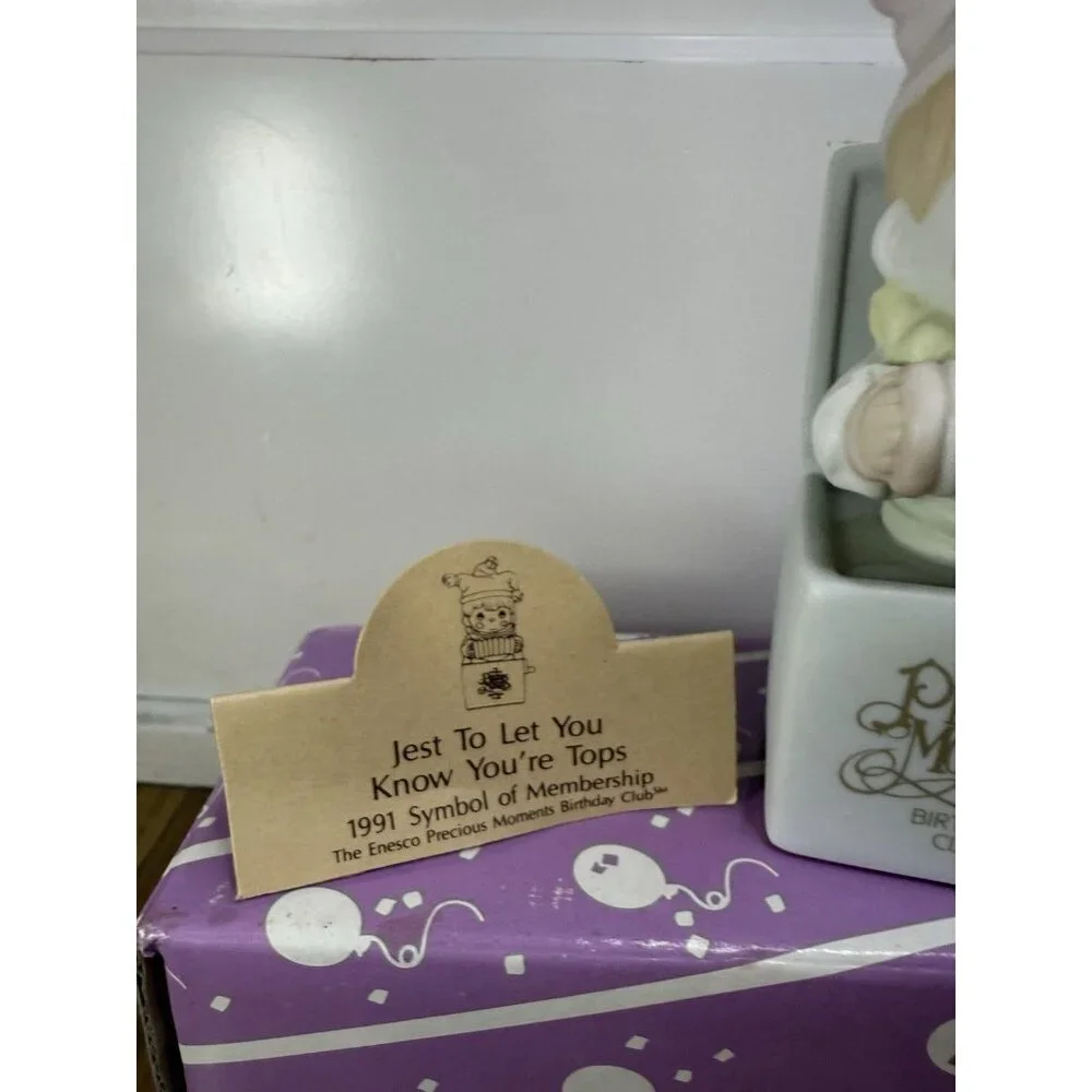 Precious Moments Figurine B0106 Jest Let You Know Tops